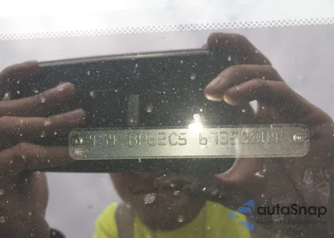 2006 Subaru Outback 2.5I Limited из США, поврежденный, VIN 4S4BP62C567358804